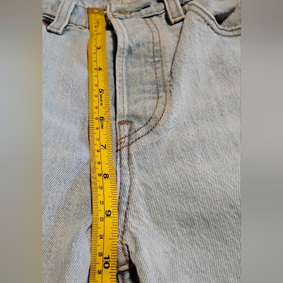 Levi's Premium 501 | EUC Original HighRise Cropped Jeans | Light Wash | Size 26 - Picture 6 of 16
